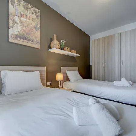 Spacious, Fully Equipped 4br In Pieta With Wifi By 360 Estates *