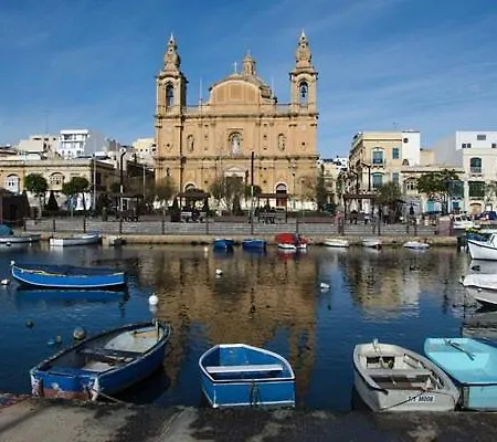 Spacious, Fully Equipped 4br In Pieta With Wifi By 360 Estates Tal Guardamangia