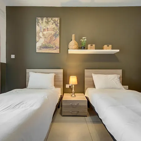 Spacious, Fully Equipped 4br In Pieta With Wifi By 360 Estates Tal Guardamangia