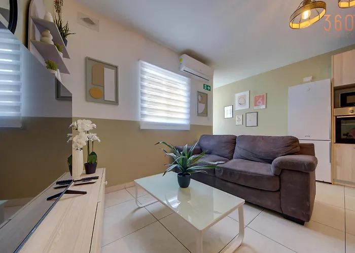 Spacious, Fully Equipped 4br In Pieta With Wifi By 360 Estates 아파트