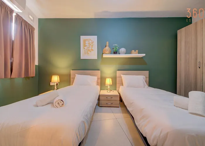 Spacious, Fully Equipped 4br In Pieta With Wifi By 360 Estates 아파트 Tal Guardamangia