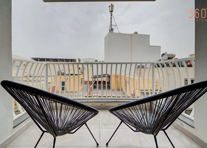 Spacious, Fully Equipped 4br In Pieta With Wifi By 360 Estates * Tal Guardamangia